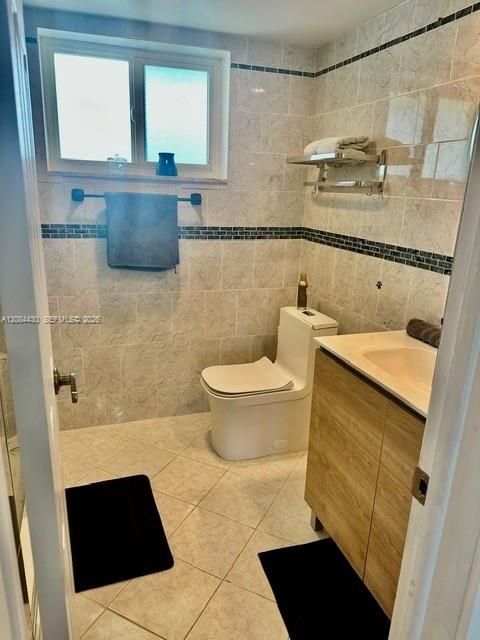 На продажу: $209,000 (1 спален, 1 ванн, 954 Квадратных фут)