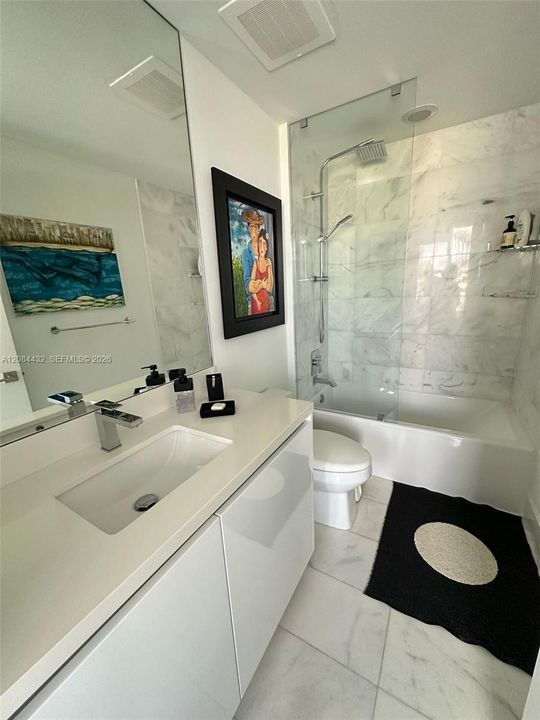 For Rent: $23,000 (3 beds, 3 baths, 1928 Square Feet)