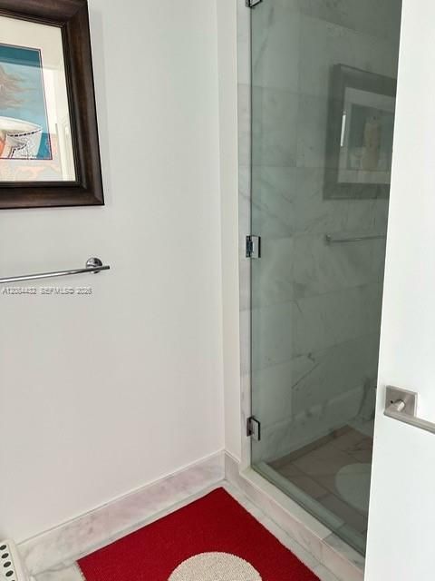 For Rent: $23,000 (3 beds, 3 baths, 1928 Square Feet)