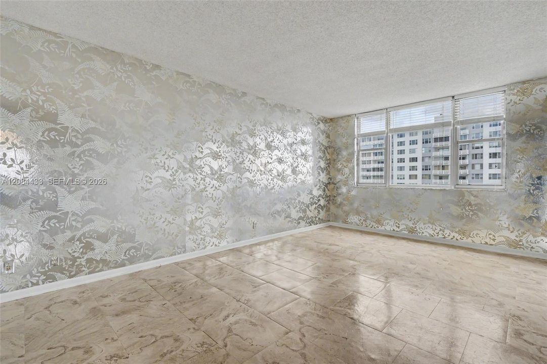 На продажу: $149,000 (2 спален, 2 ванн, 1284 Квадратных фут)