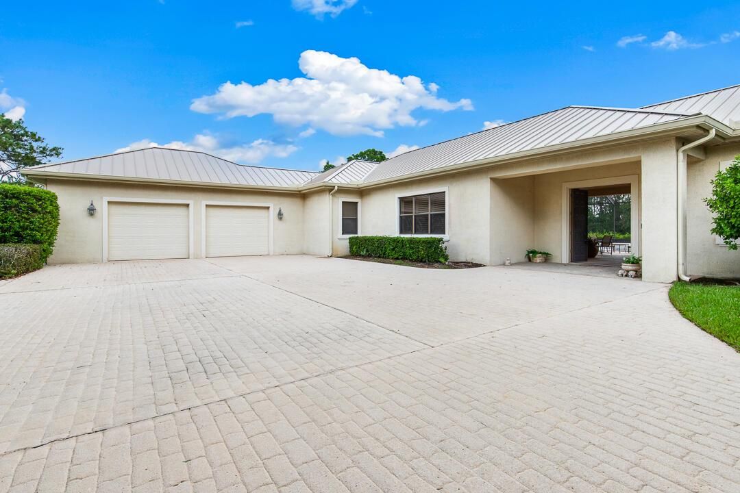 3151 SW Buena Vista Drive-23