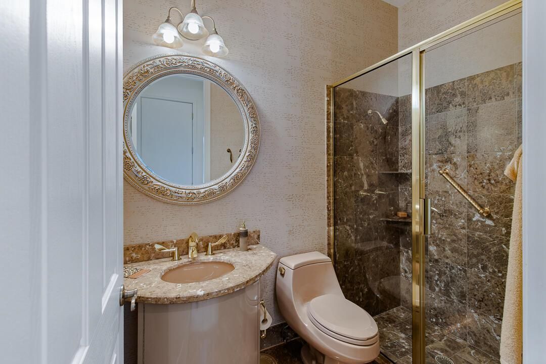 Bathroom #4