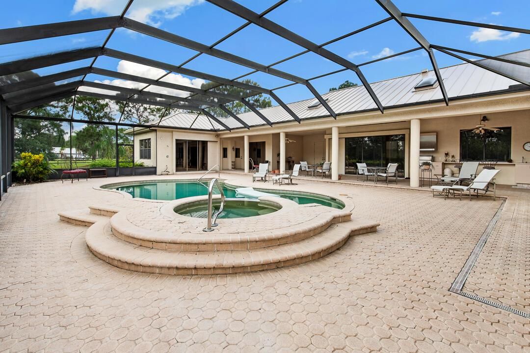 Screened pool and spa