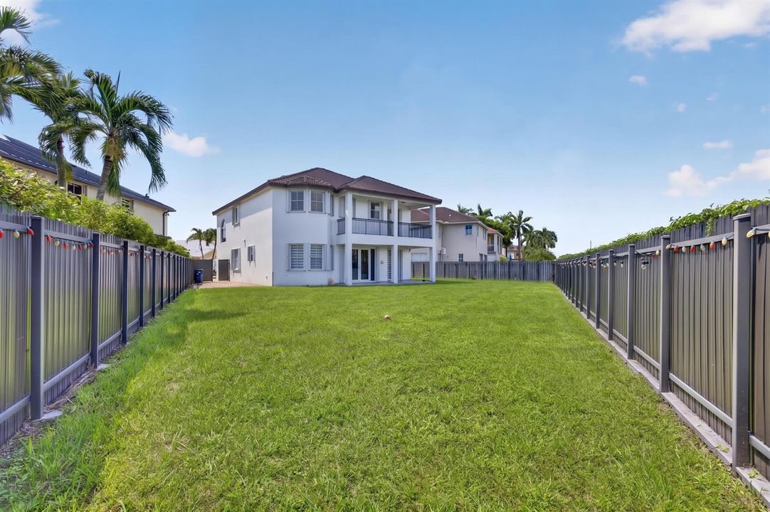 16401 SW 78th Ter Miami, FL, 33193