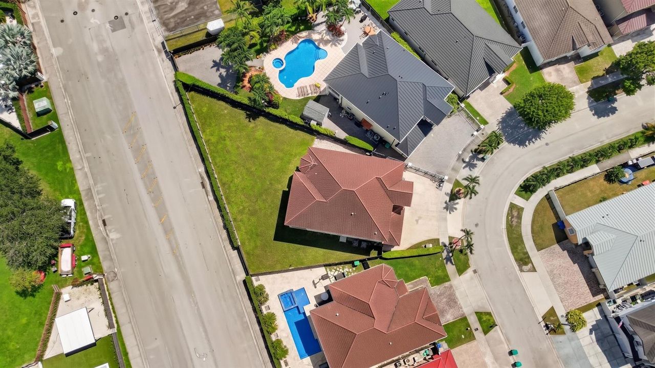 16401 SW 78th Ter Miami, FL, 33193