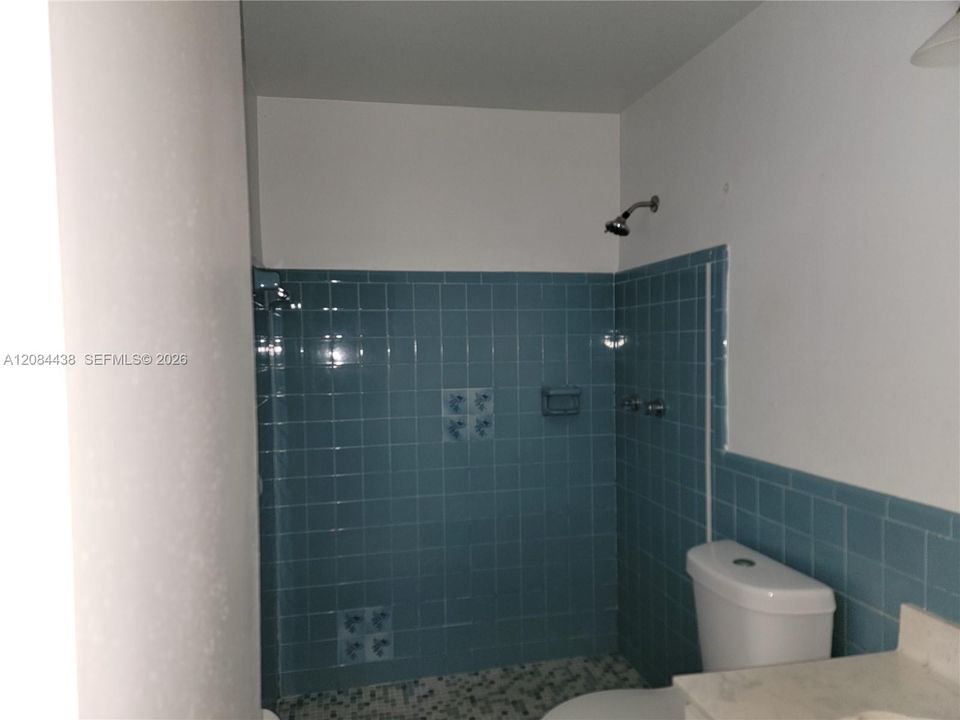 En Venta: $325,000 (2 camas, 2 baños, 1587 Pies cuadrados)