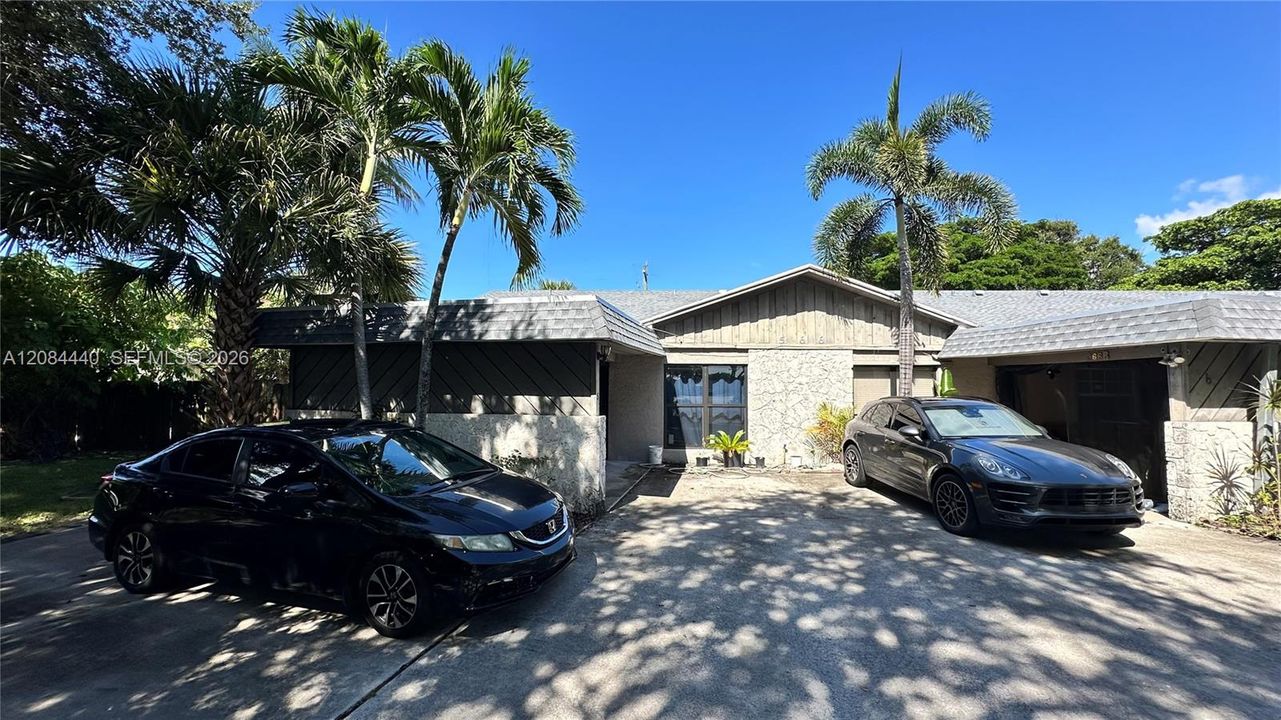 For Rent: $2,200 (2 beds, 2 baths, 1214 Square Feet)