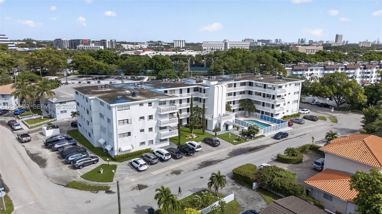 En Venta: $280,000 (2 camas, 2 baños, 1186 Pies cuadrados)