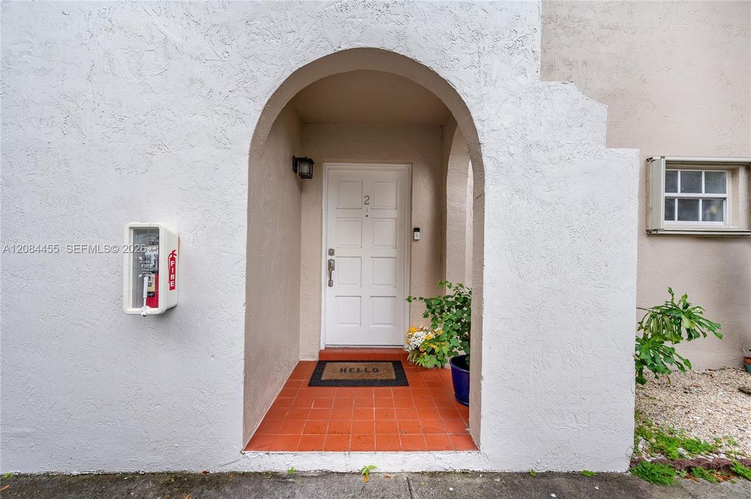 For Sale: $425,000 (3 beds, 2 baths, 1150 Square Feet)