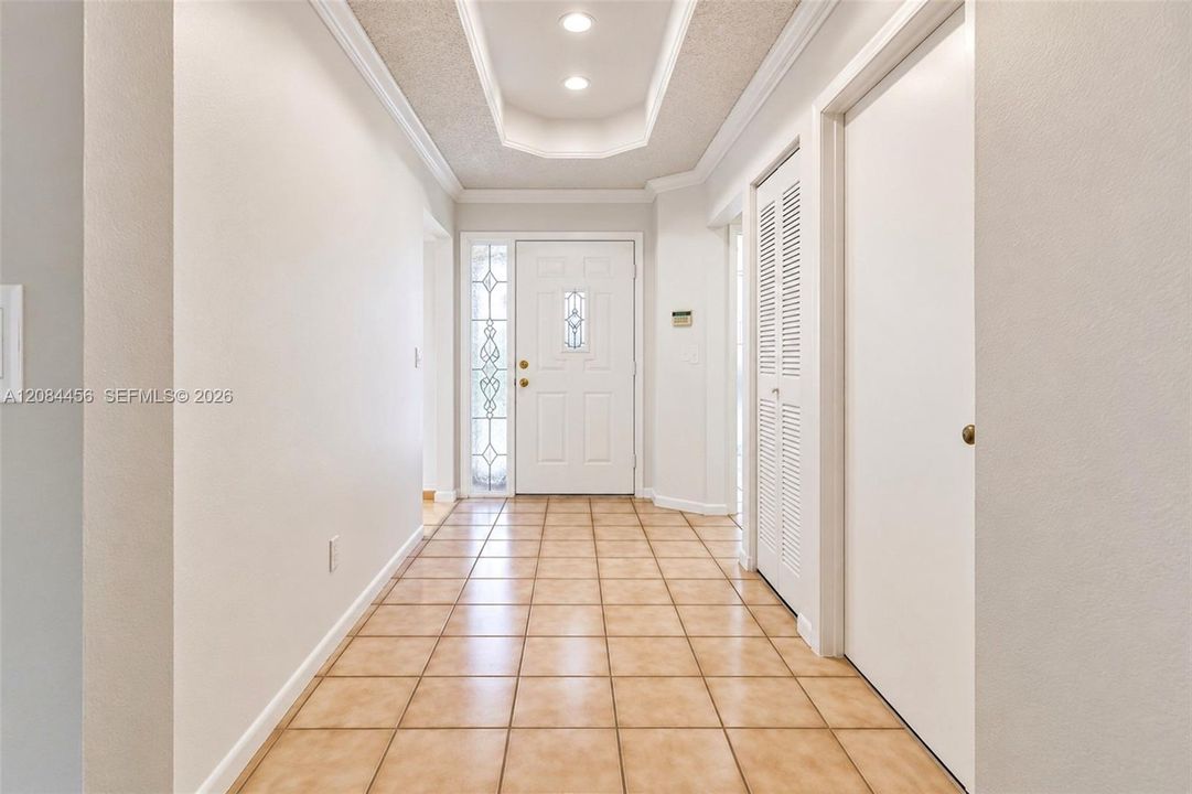 For Sale: $410,000 (3 beds, 2 baths, 1554 Square Feet)