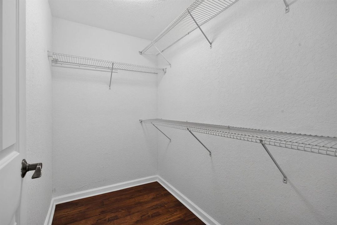 Walk In Closet