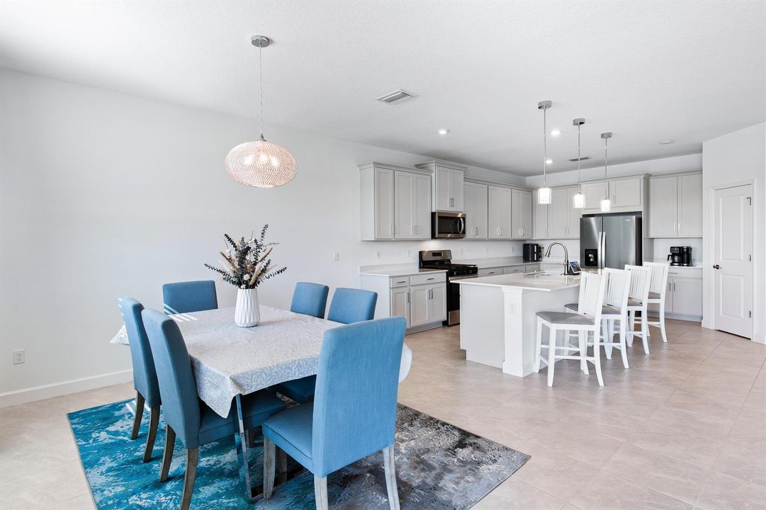 14236 SW Murney Way-30