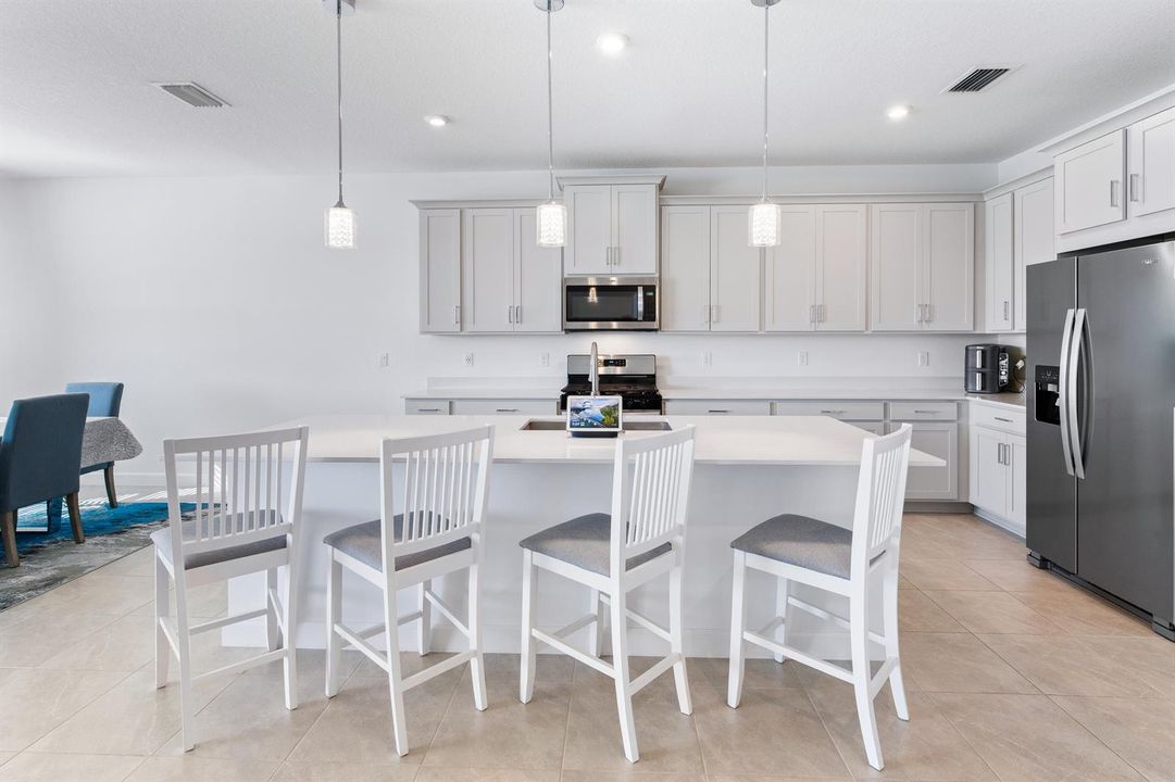 14236 SW Murney Way-20