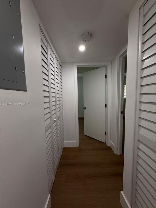 For Rent: $1,990 (2 beds, 2 baths, 900 Square Feet)