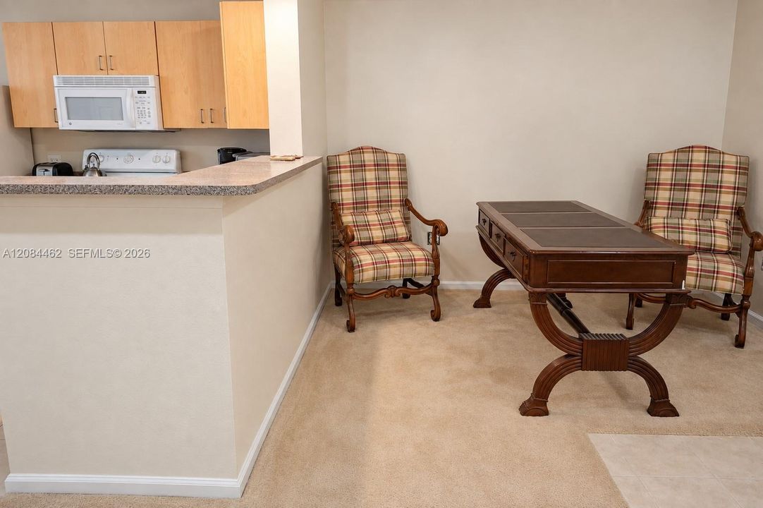 For Rent: $2,150 (1 beds, 1 baths, 960 Square Feet)