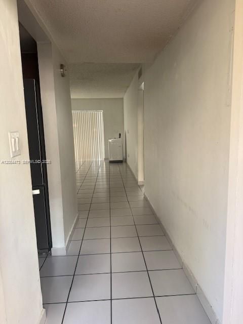 В аренду: $2,050 (2 спален, 1 ванн, 720 Квадратных фут)