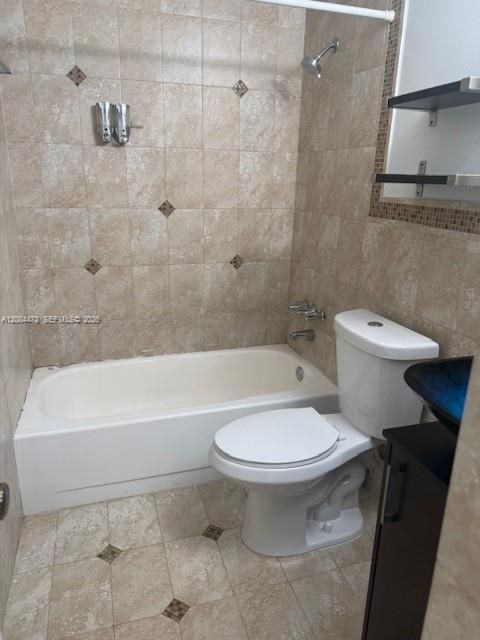 В аренду: $2,050 (2 спален, 1 ванн, 720 Квадратных фут)