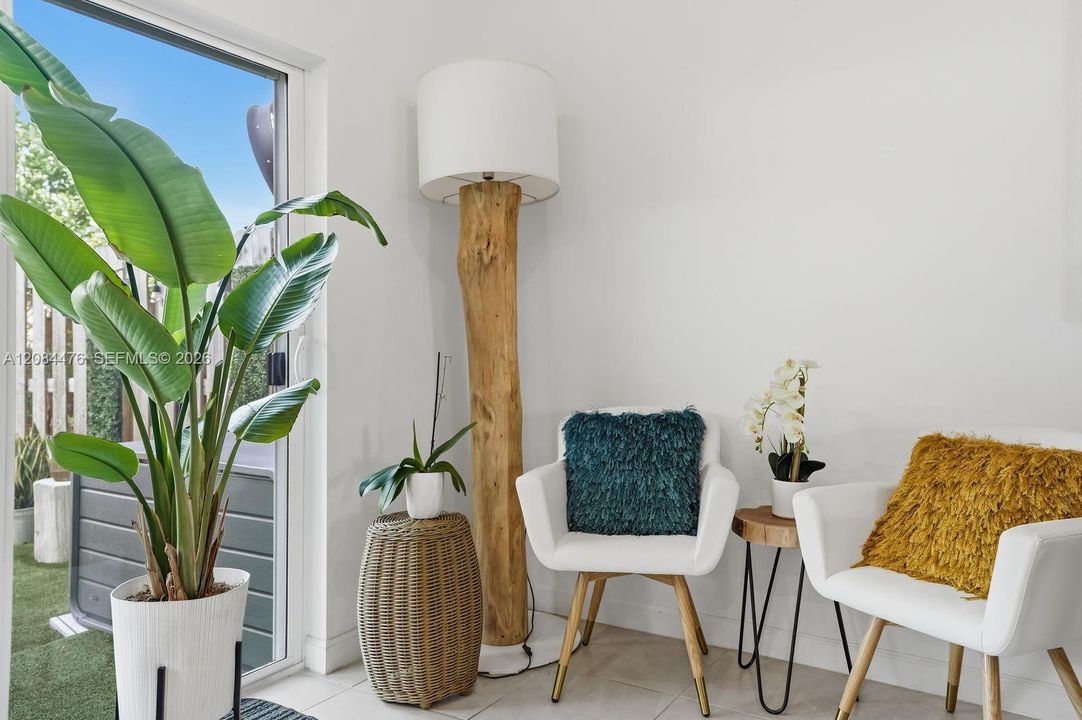 For Sale: $495,000 (3 beds, 2 baths, 1483 Square Feet)