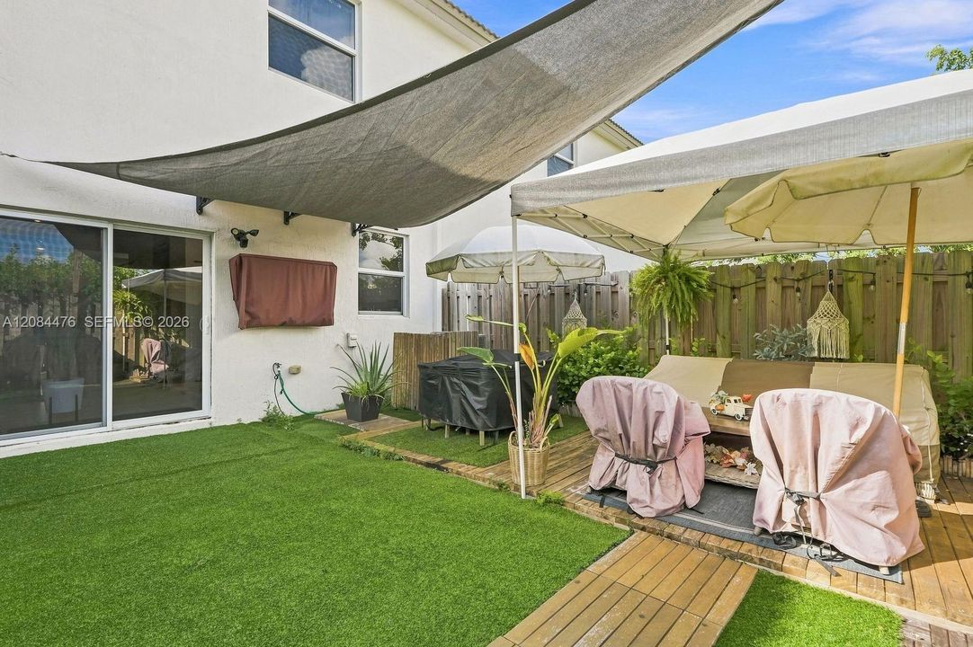 For Sale: $495,000 (3 beds, 2 baths, 1483 Square Feet)