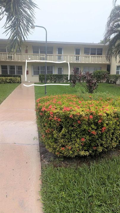 1st Floor 1 bed 1.5 Bath