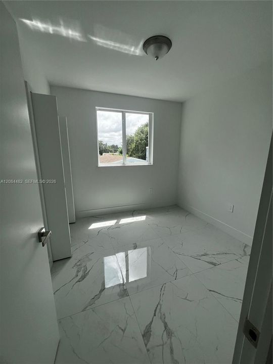 En Renta: $3,500 (3 camas, 2 baños, 1640 Pies cuadrados)