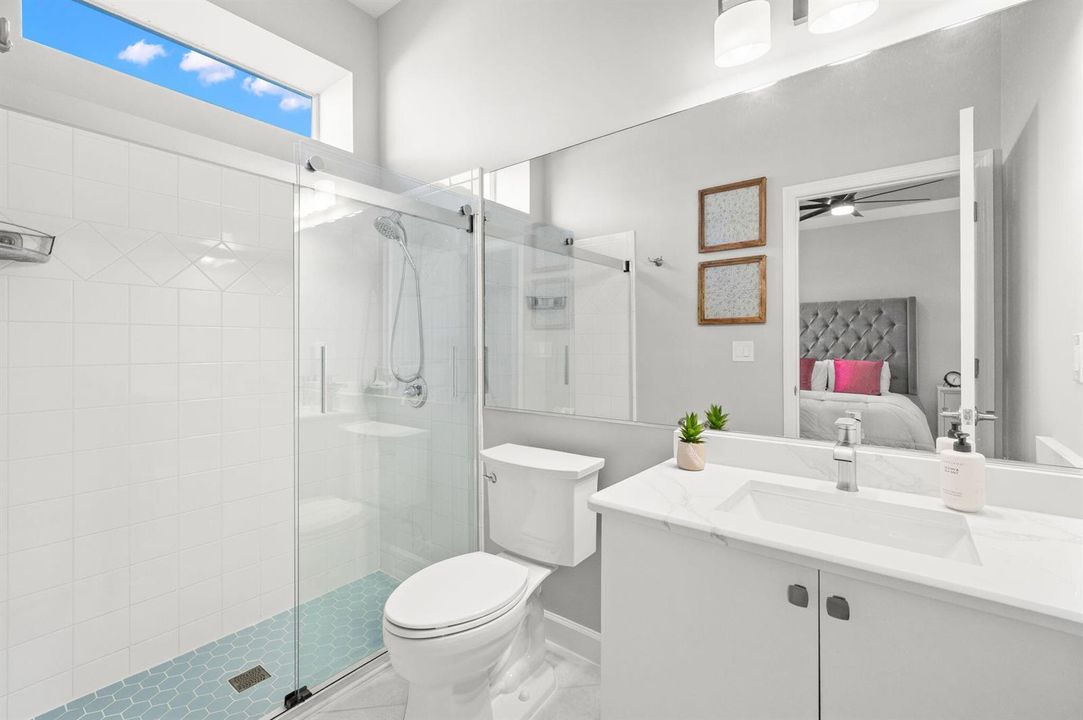 22-web-or-mls-782 SW Marsh Harbor Bay -