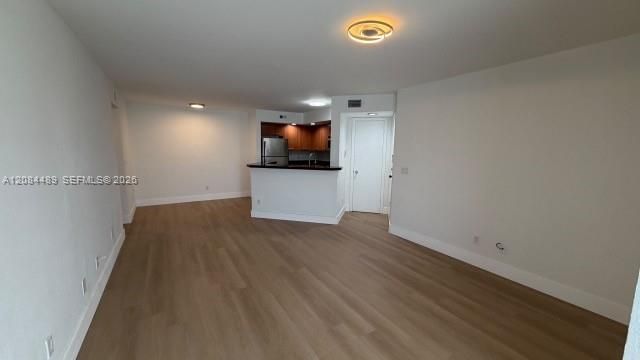 For Rent: $2,300 (2 beds, 2 baths, 1065 Square Feet)