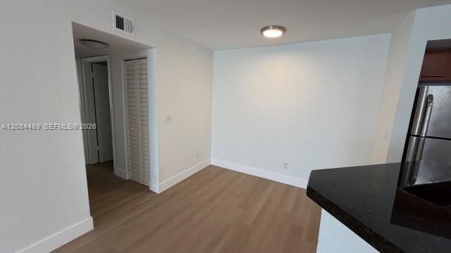 For Rent: $2,300 (2 beds, 2 baths, 1065 Square Feet)