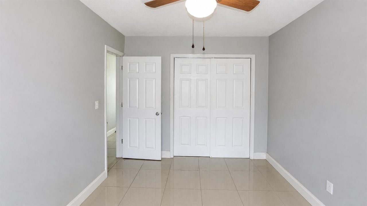 Primary Bedroom (2)