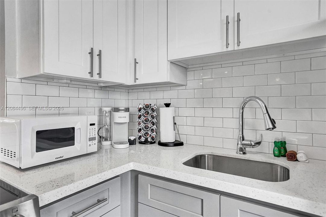 For Rent: $4,200 (2 beds, 2 baths, 900 Square Feet)