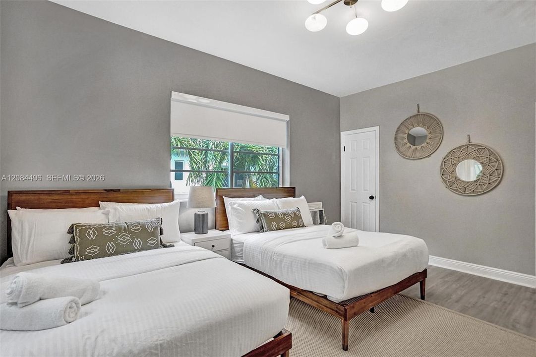 For Rent: $4,200 (2 beds, 2 baths, 900 Square Feet)