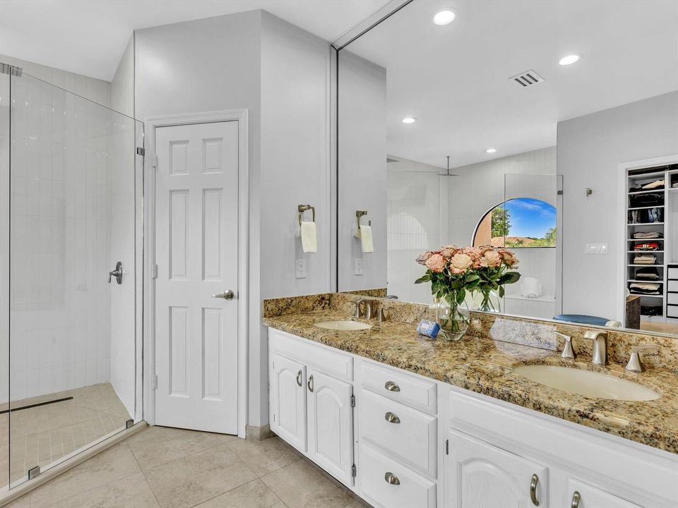 En-suite Bath