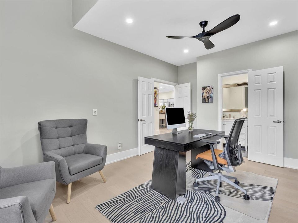 1st Floor Suite