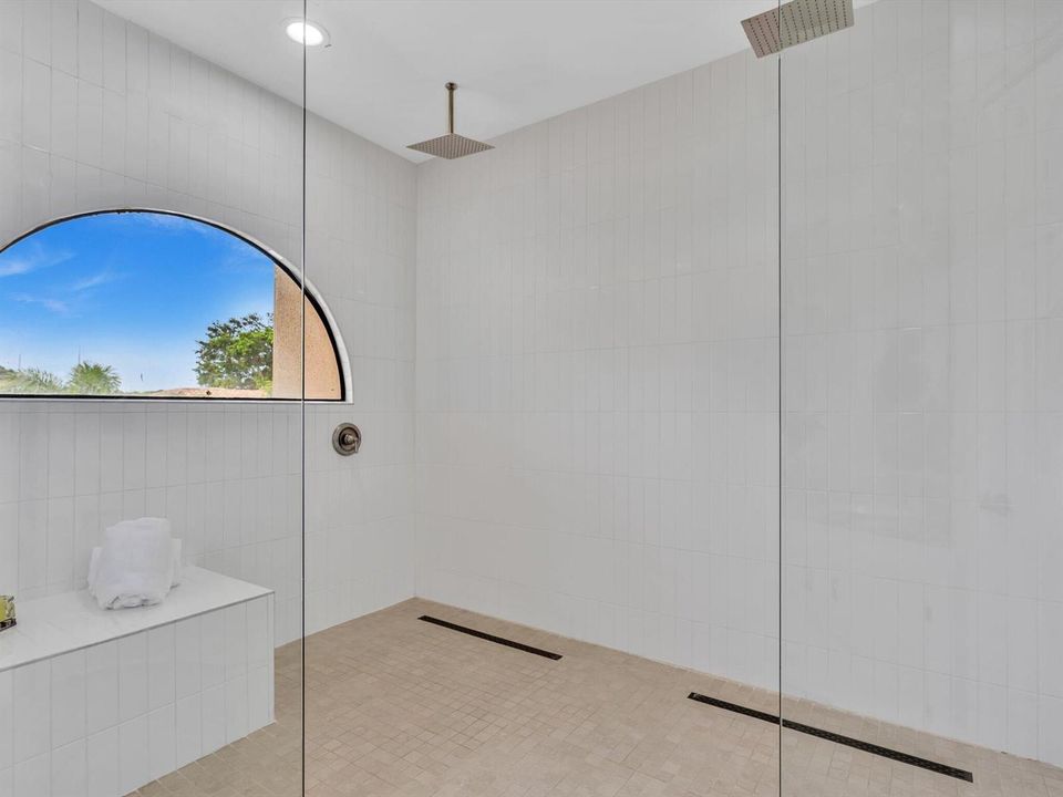 2 Rain Showerheads