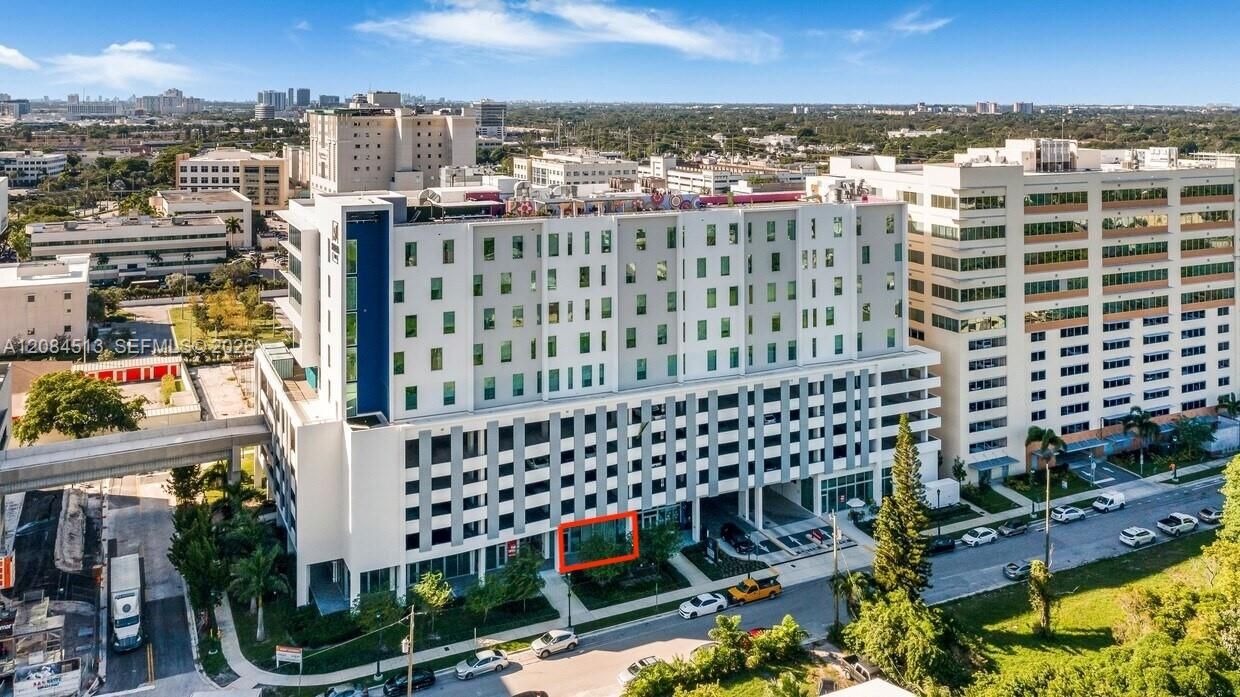 Ivory 214/Serena Hotel