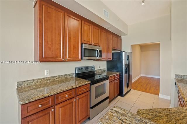 For Rent: $3,450 (2 beds, 2 baths, 1288 Square Feet)