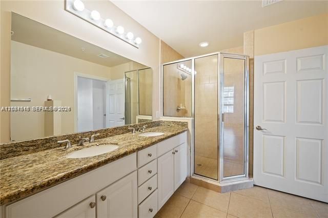 For Rent: $3,450 (2 beds, 2 baths, 1288 Square Feet)