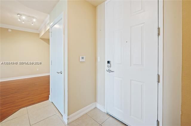 For Rent: $3,450 (2 beds, 2 baths, 1288 Square Feet)