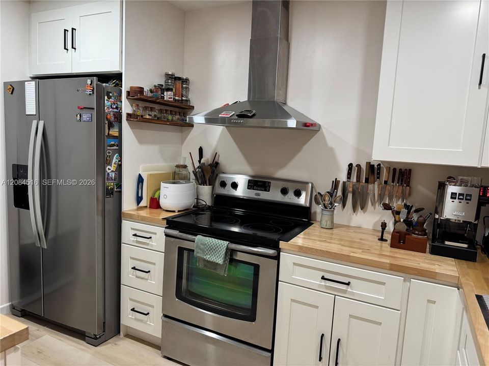 На продажу: $430,000 (3 спален, 2 ванн, 1487 Квадратных фут)