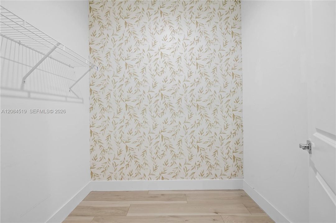 MASTER #2 WALKIN CLOSET