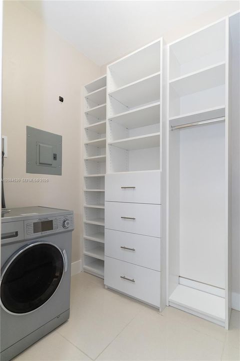 В аренду: $1,850 (1 спален, 1 ванн, 400 Квадратных фут)