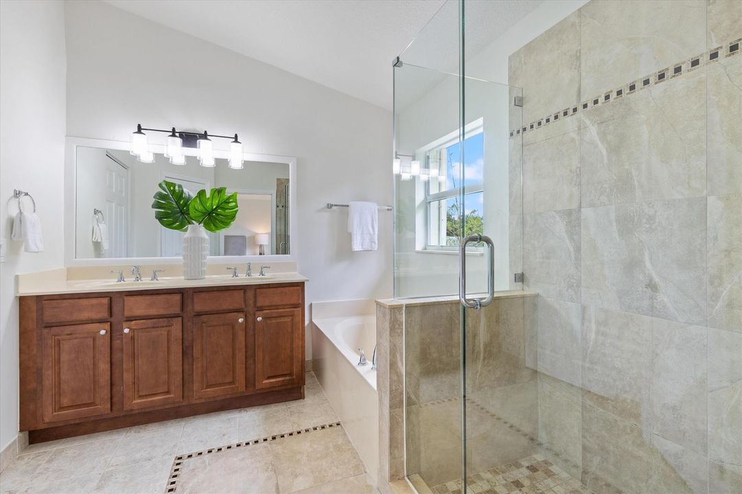 17-9717 Darlington Place Cooper City, FL