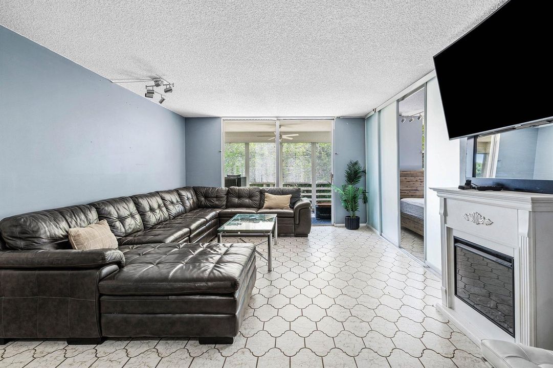 010-6000Northwest2ndAvenue-Unit339-BocaR