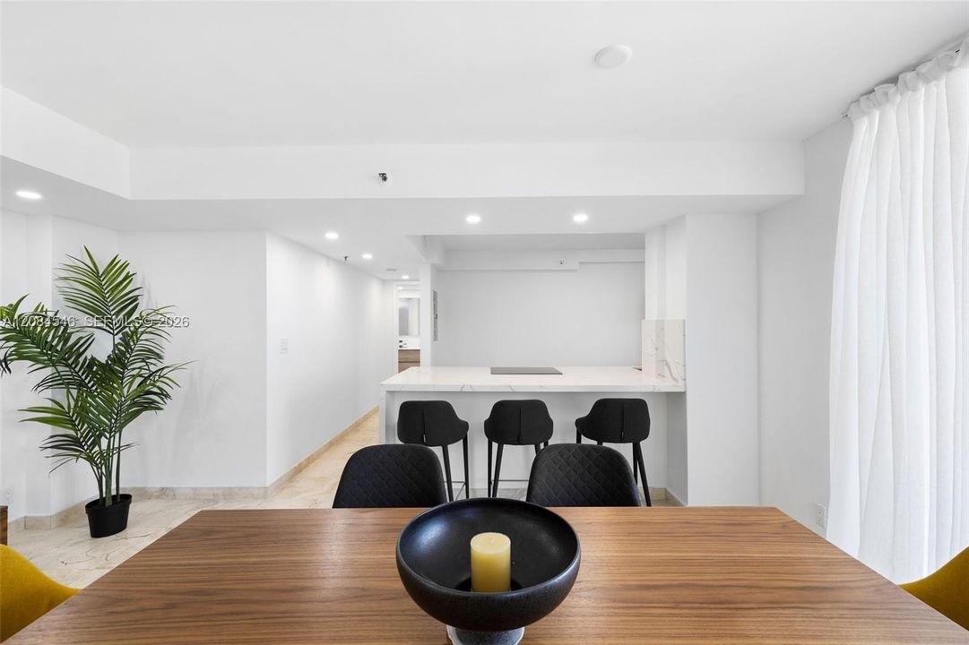 For Rent: $8,000 (2 beds, 2 baths, 1619 Square Feet)