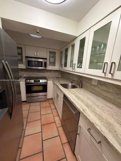 For Rent: $3,900 (2 beds, 2 baths, 1121 Square Feet)