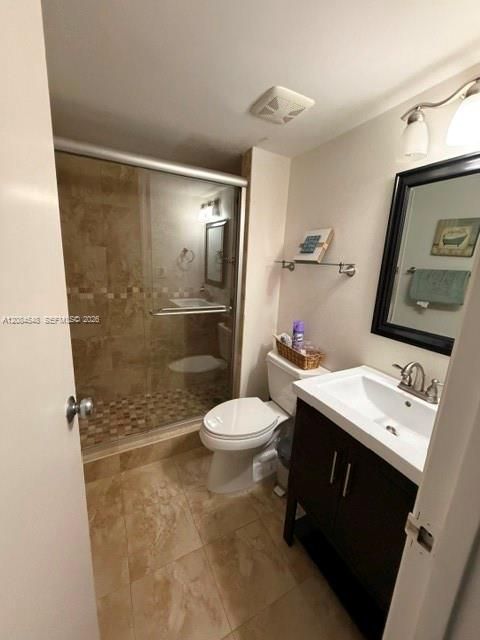For Rent: $3,900 (2 beds, 2 baths, 1121 Square Feet)