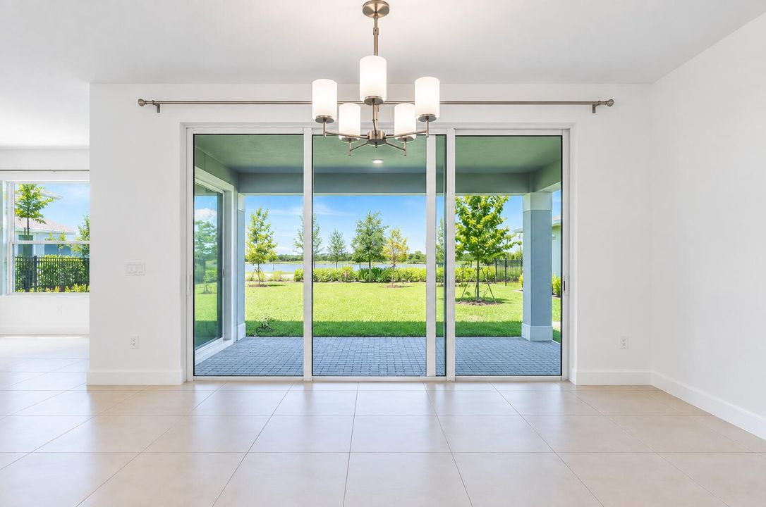 DINNER ROOM