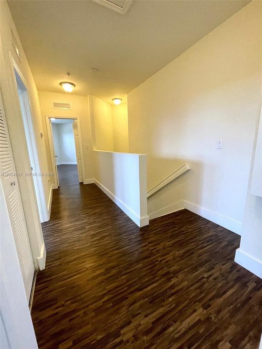 В аренду: $3,200 (3 спален, 2 ванн, 1500 Квадратных фут)