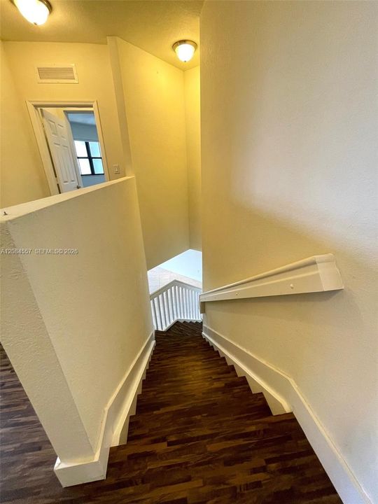 В аренду: $3,200 (3 спален, 2 ванн, 1500 Квадратных фут)