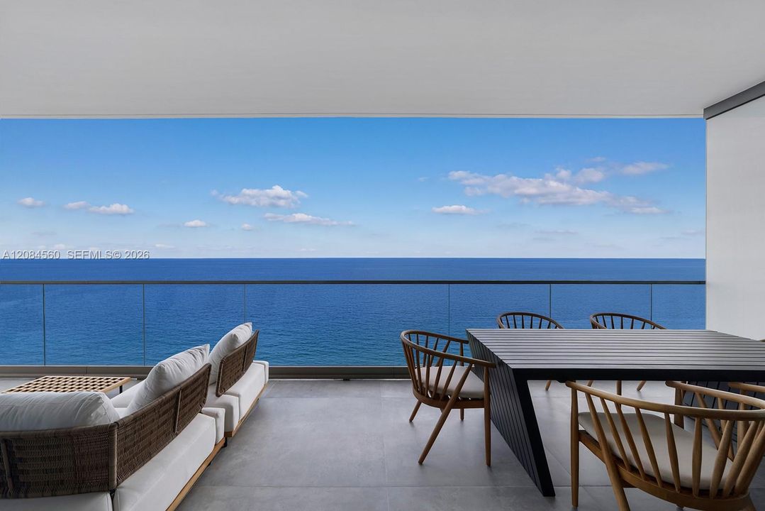 For Sale: $2,950,000 (3 beds, 3 baths, 2913 Square Feet)